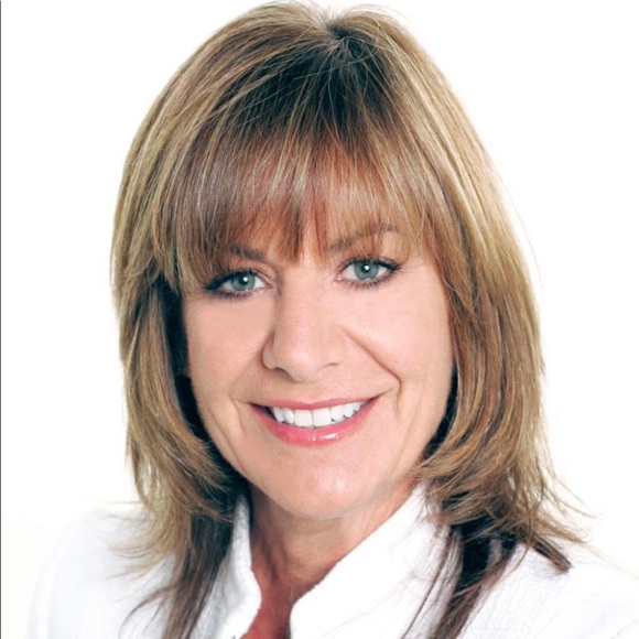 Meet your Posher, Renette - Picture 1 of 1